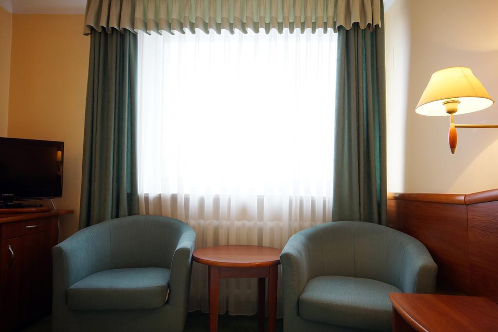 Hotel Kamena Chełm Esterno foto
