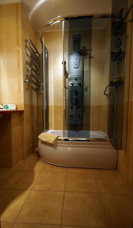 Hotel Kamena Chełm Esterno foto