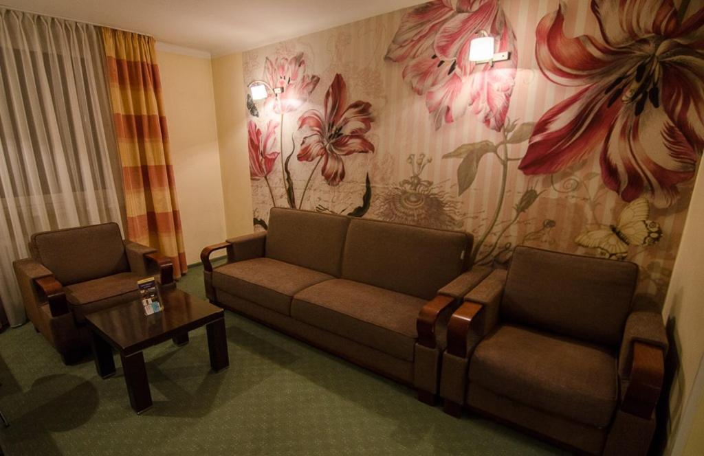 Hotel Kamena Chełm Esterno foto