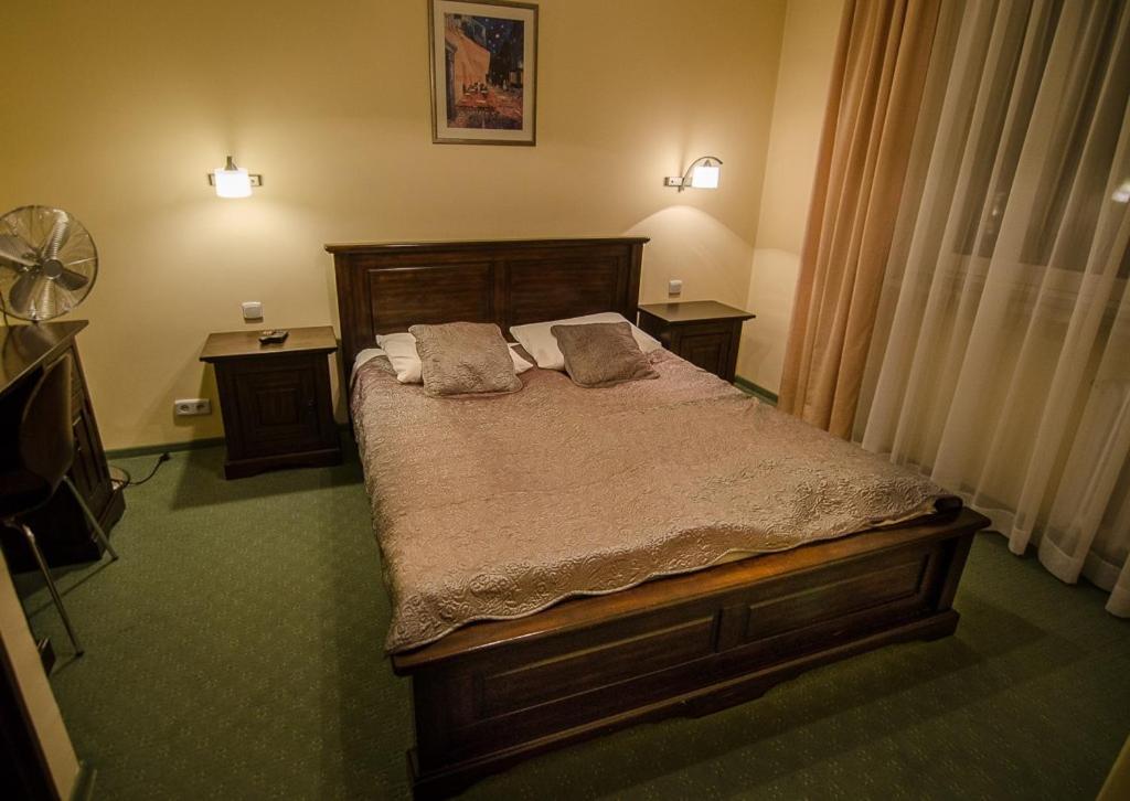 Hotel Kamena Chełm Esterno foto